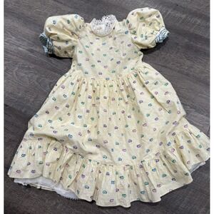 Vintage daisy kingdom Factory dress Sweetheart Yellow Eyelet Size 4T Hearts 1990